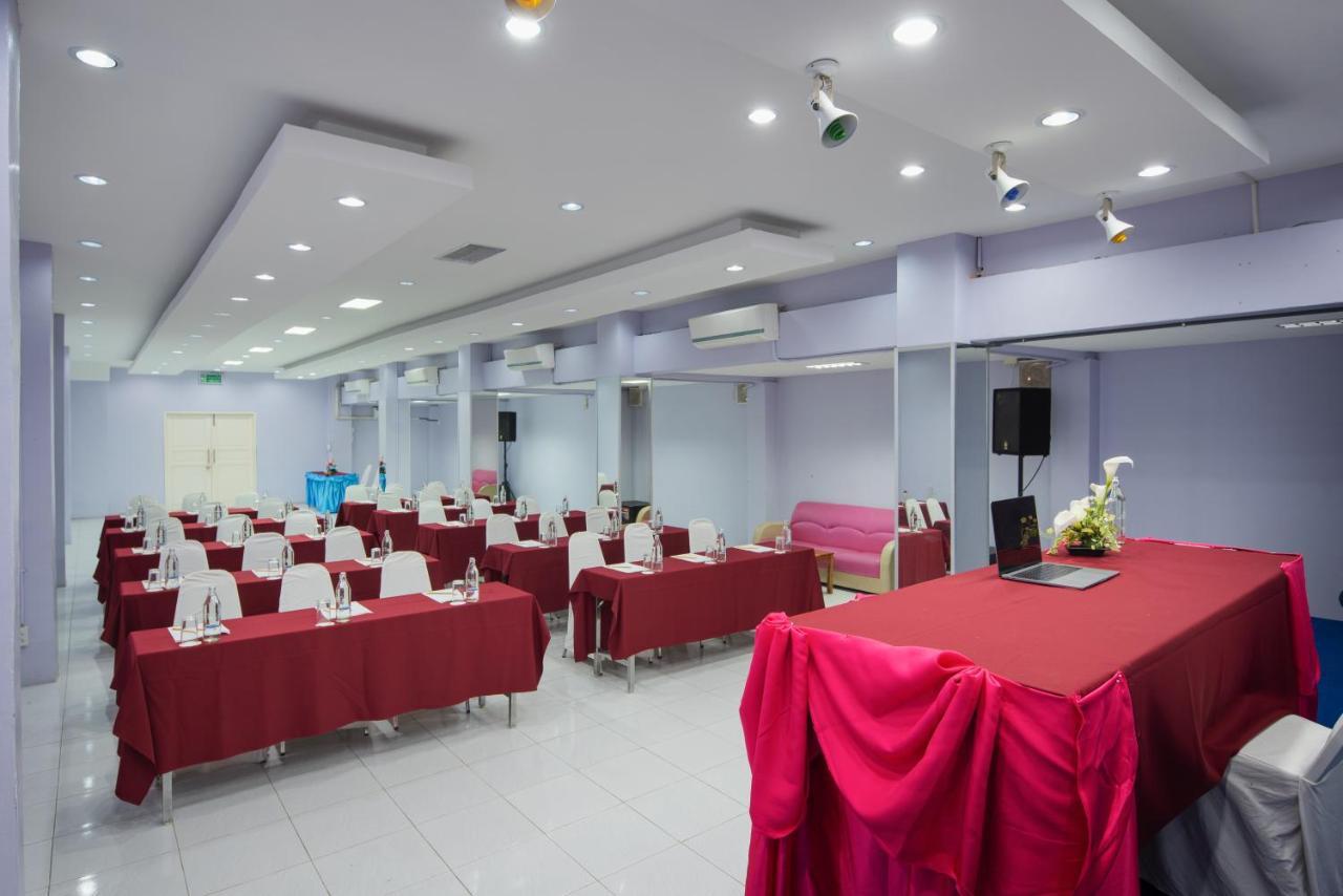 Eco Inn Lite Ubon Ratchathani Exterior foto